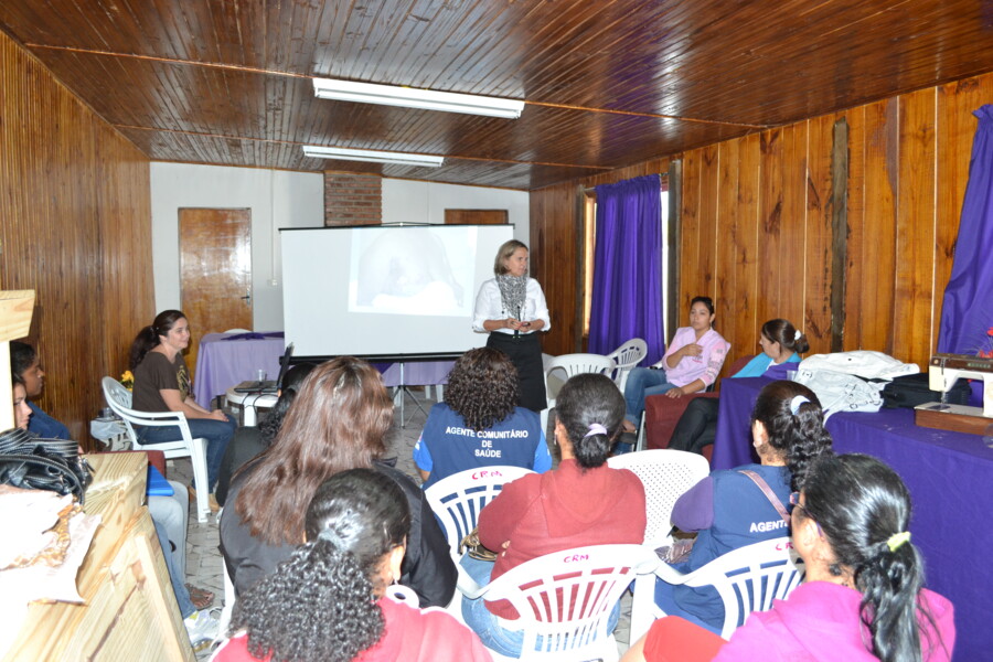 secretaria-municipal-de-saude-realiza-capacitacao-dos-agentes-comunitarios