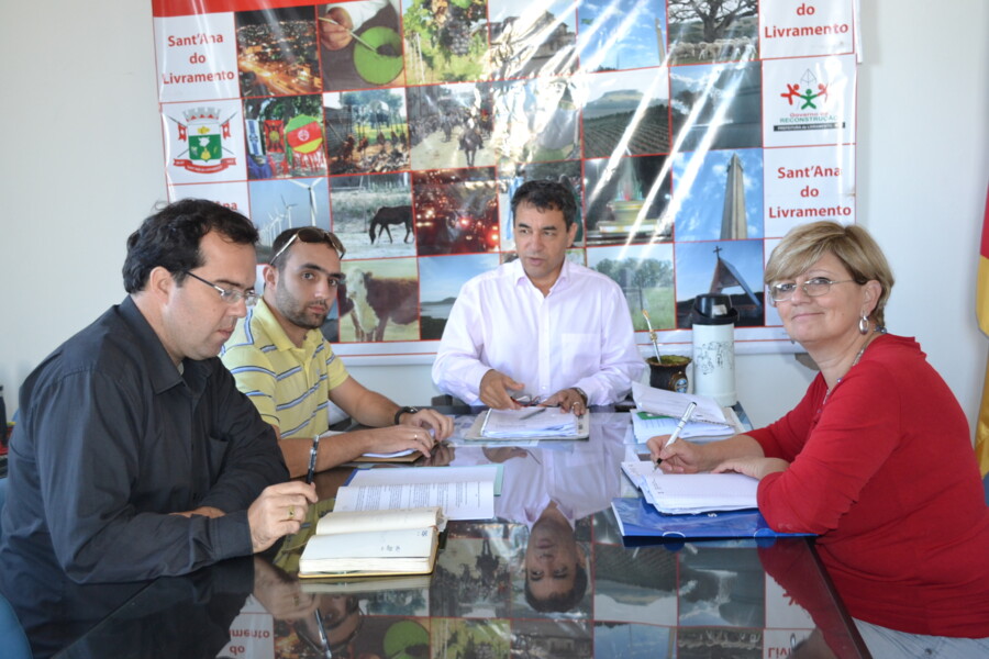 prefeitura-municipal-prepara-programas-ineditos-beneficiando-escolas-municipais