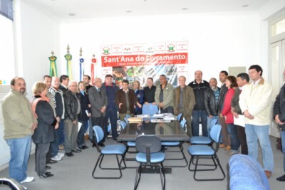 prefeito-da-posse-ao-novo-secretario-de-planejamento-zulmir-rasch