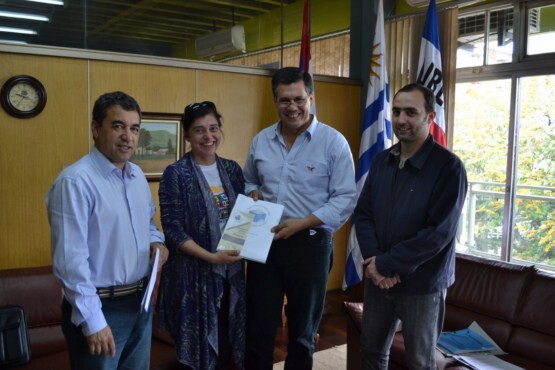 intendente-marne-osorio-recebe-convite-para-2-feira-binacional-do-livro