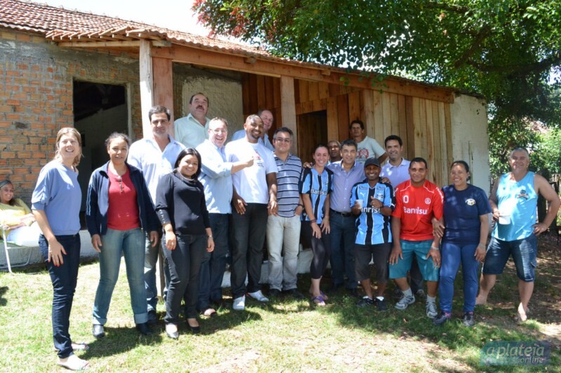 prefeito-participa-de-confraternizacao