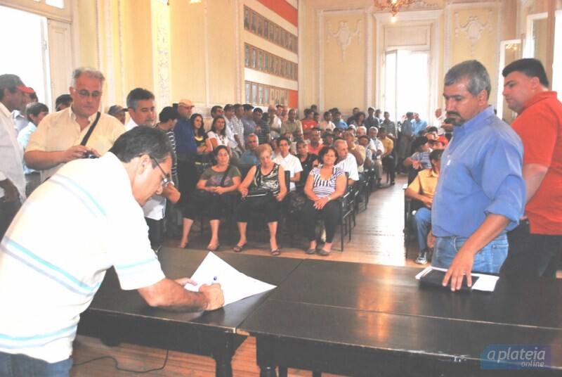 prefeito-assina-decreto-que-beneficia-pequenos-produtores-rurais-do-municipio