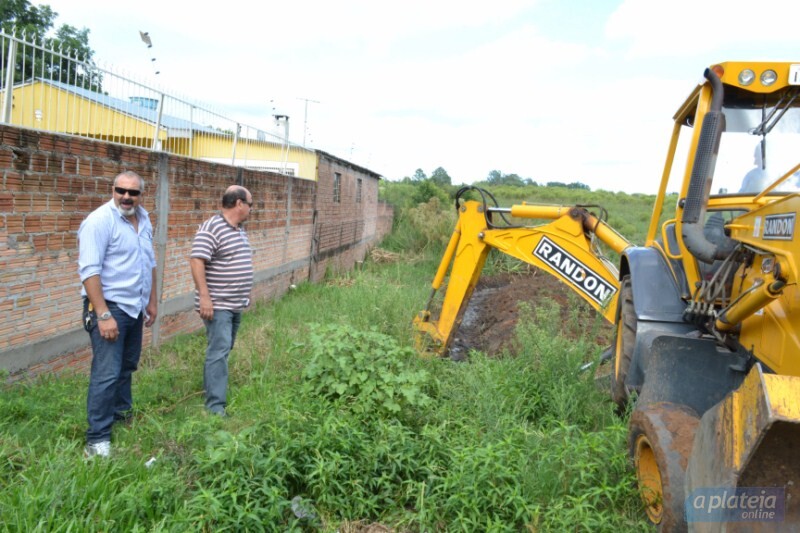 prefeitura-melhora-escoamento-das-aguas-pluviais-na-vila-marim