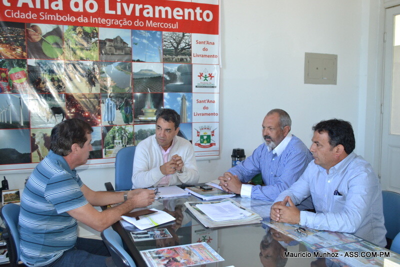 prefeito-destaca-necessida-de-investimentos-nas-rodovias-federais-a-engenheiros-do-dnit