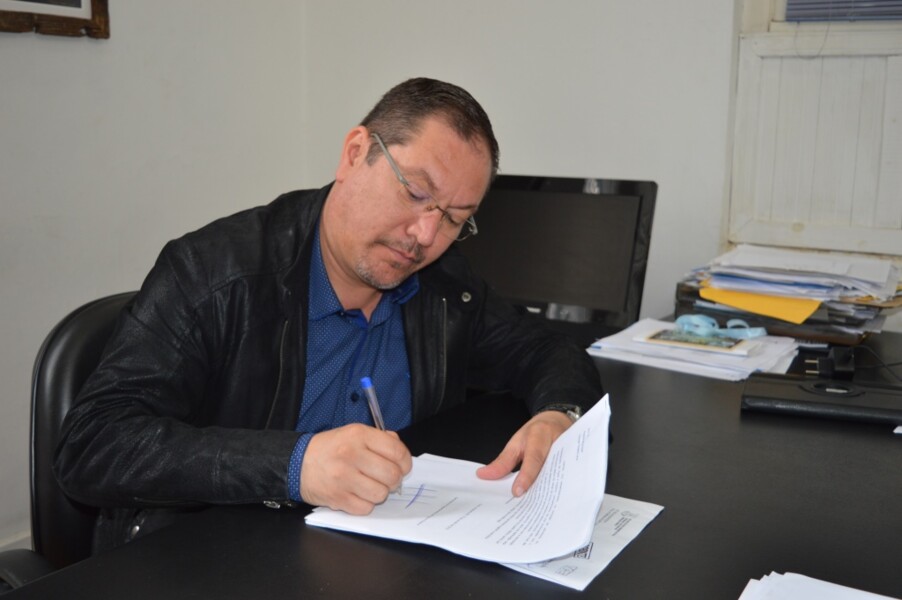 prefeito-assina-abertura-do-processo-licitatorio-para-construcao-da-pista-de-skate