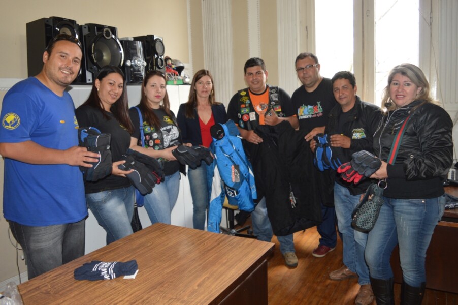 primeira-dama-varinia-lado-recebe-grupo-fronteiricos-do-asfalto