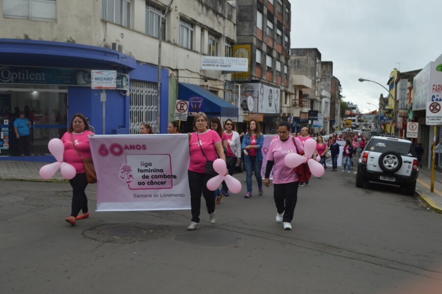 caminhada-encerra-atividades-do-outubro-rosa-no-municipio