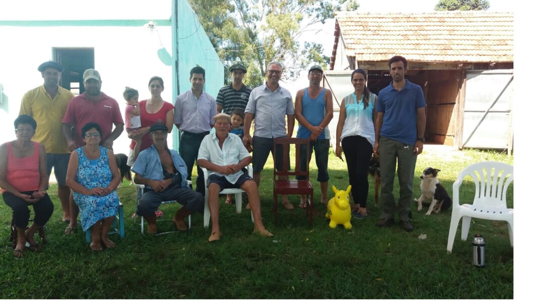 equipe-do-departamento-tecnico-agropecuario-da-secretaria-municipal-de-agricultura-realiza-reuniao-com-ovinocultores-da-localidade-do-passo-do-forno