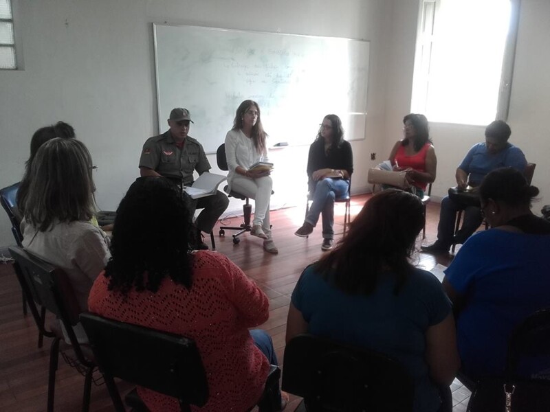 secretaria-de-educacao-realiza-reuniao-com-diretores-das-escolas-participantes-do-projeto-bombeiro-mirim