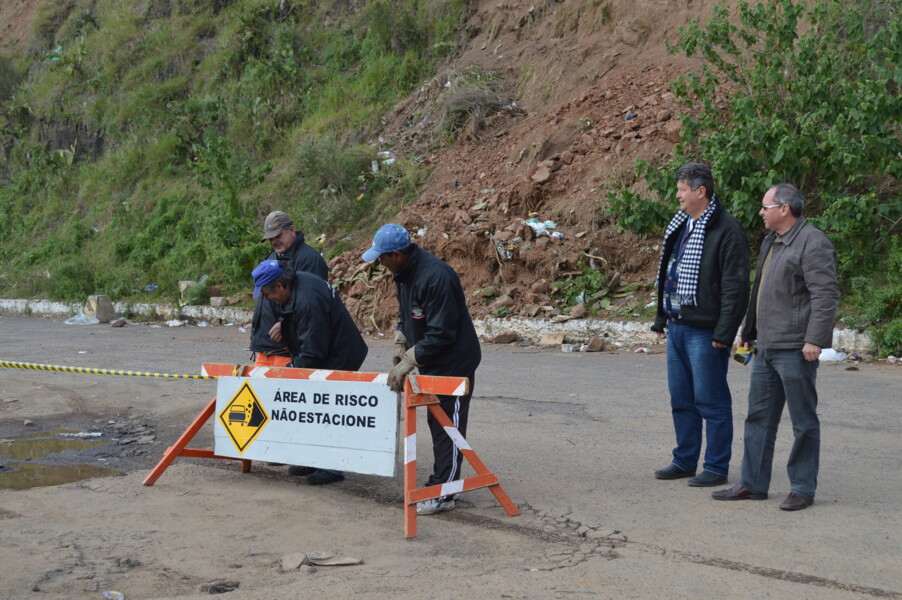 executivo-interdita-o-estacionamento-proximo-ao-cerro-do-marco
