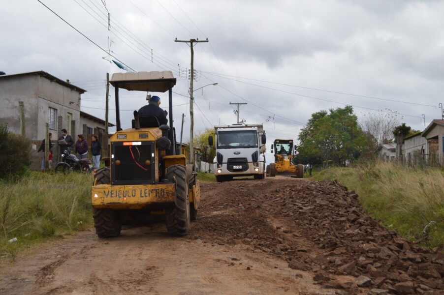 secretaria-de-obras-realiza-patrolamento-no-parque-xangrila