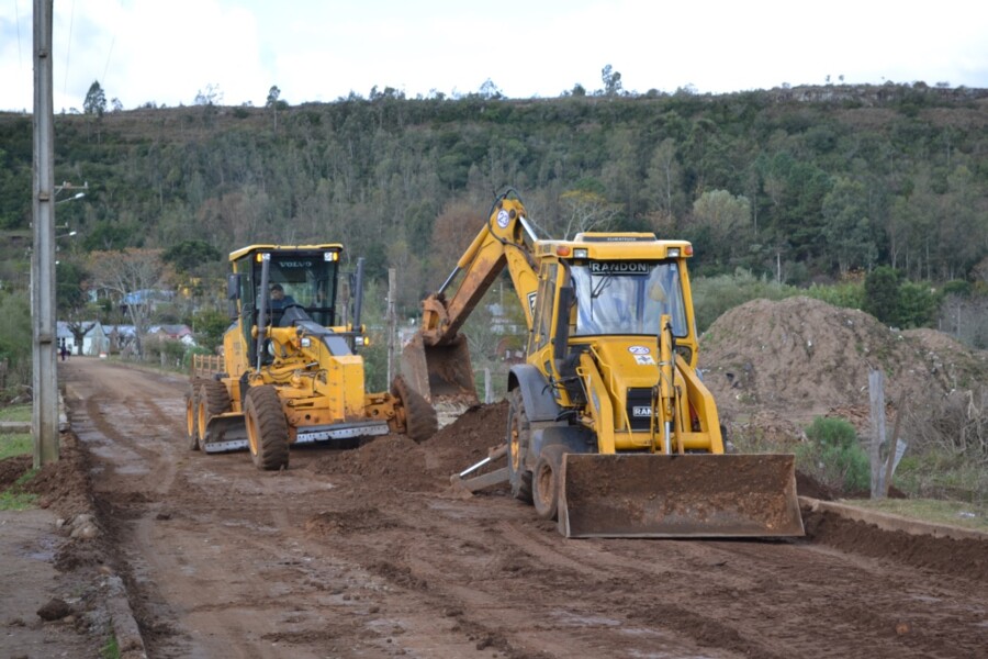 prefeitura-avanca-na-preparacao-da-rua-jose-fernandes-mendes