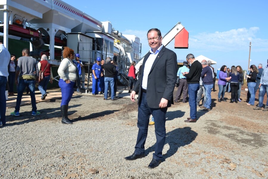 usina-de-asfalto-e-inaugurada