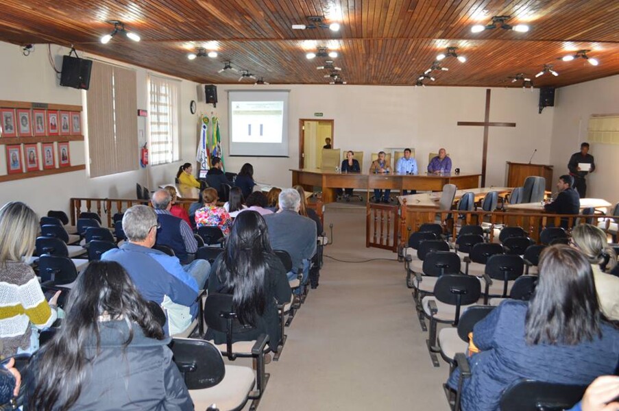 secretaria-de-saude-apresenta-contas-na-camara-e-destaca-os-avancos-na-saude-publica-do-municipio