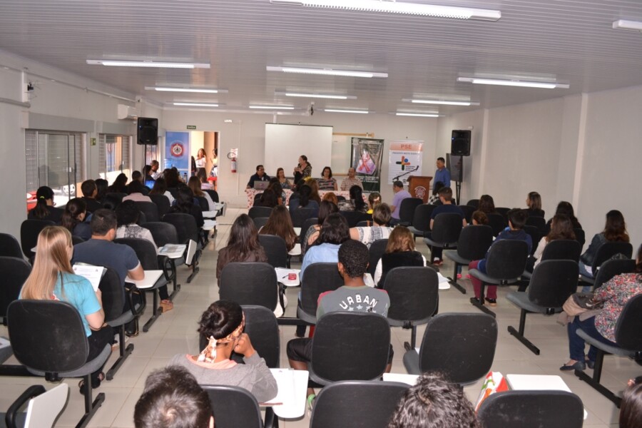 projeto-espaco-teen-capacita-professores-alunos-e-agentes-de-saude