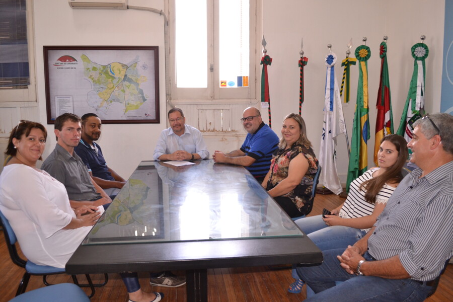 glauber-lima-da-posse-a-novos-servidores