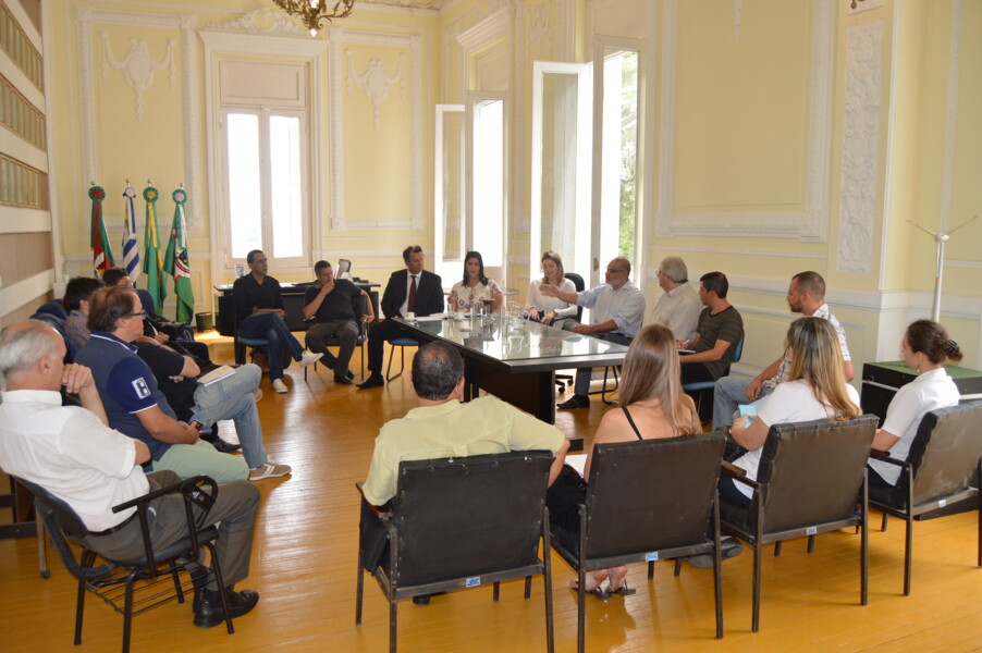 prefeito-vice-e-trade-turistico-recebem-o-cineasta-santanense-federico-bonani