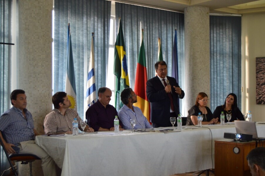 prefeito-e-vice-participam-de-reuniao-sobre-a-inauguracao-do-aeroporto-binacional