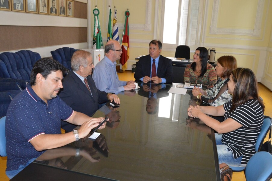 prefeito-e-vice-recebem-secretario-estadual-de-obras-saneamento-e-habitacao