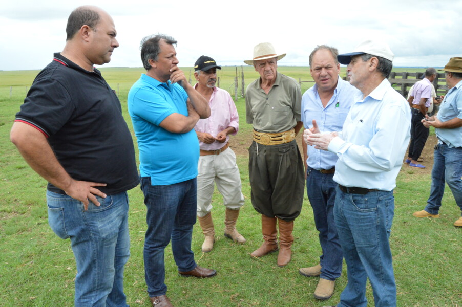 prefeito-participa-do-dia-de-campo-na-cabanha-santa-orfila