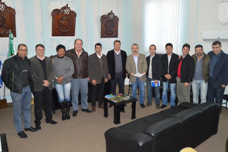 prefeito-recebe-vereadores-e-trata-sobre-a-cpi-da-santa-casa