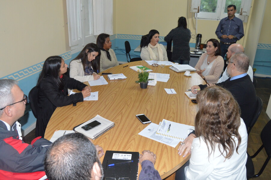 mari-machado-recebe-empresaria-no-ramo-da-elaboracao-de-vinhos-e-licores