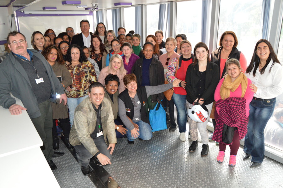 na-semana-de-aniversario-da-cidade-unidade-movel-do-senai-e-um-presente-para-a-comunidade