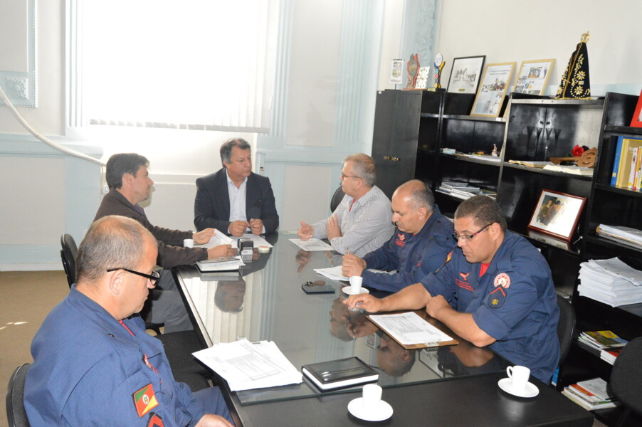 prefeito-recebe-demandas-do-corpo-de-bombeiros