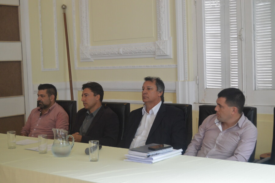 audiencia-publica-debate-transporte-coletivo-e-servicos-da-empresa-vaucher
