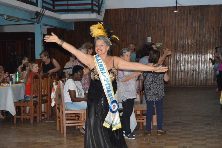 iii-encontro-municipal-de-integracao-da-pessoa-idosa-o-momento-da-confraternizacao