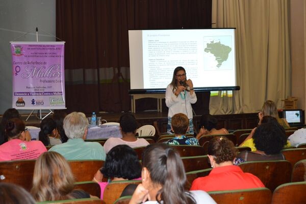 curso-sobre-trafico-de-pessoas-e-violencia-contra-mulher-reune-dezenas-de-pessoas-na-sala-cultural