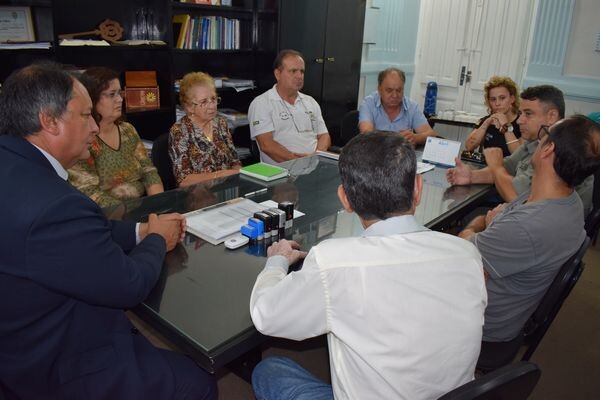 na-prefeitura-grupo-discute-necessidade-de-acoes-conjuntas-para-combater-o-abigeato-na-fronteira