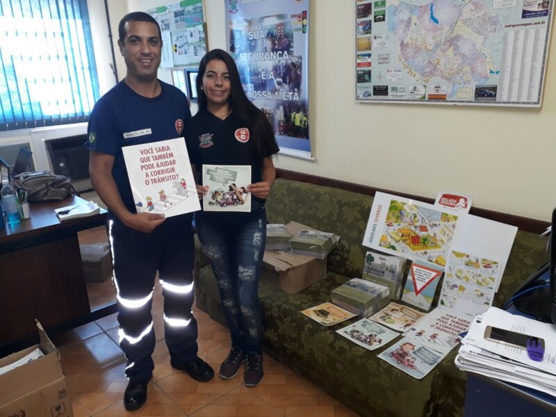 secretaria-de-transito-recebe-material-da-famurs