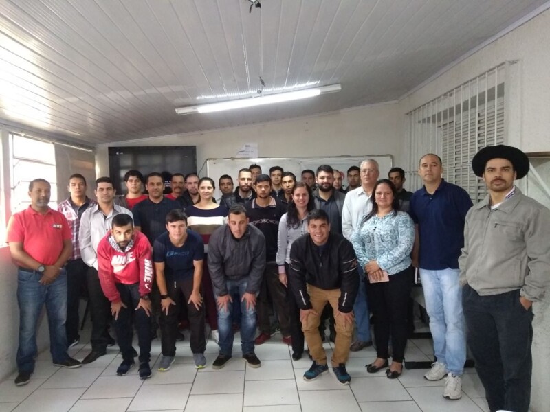 curso-de-eletricista-inicia-no-polo-uab