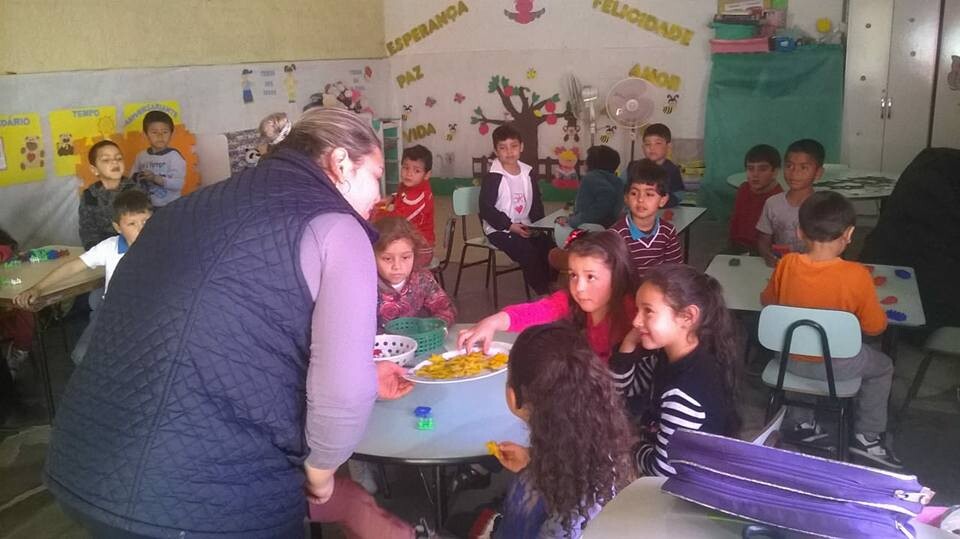 estudantes-da-emei-corujinha-recebem-acao-voltada-a-saude