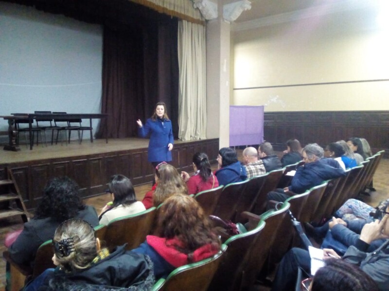 projeto-jovens-empreendedores-e-apresentado-a-professores-da-rede-municipal