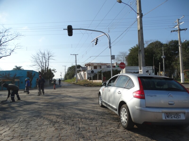 atencao-condutor-semaforo-do-trevo-da-av-brasilia-ja-esta-em-funcionamento