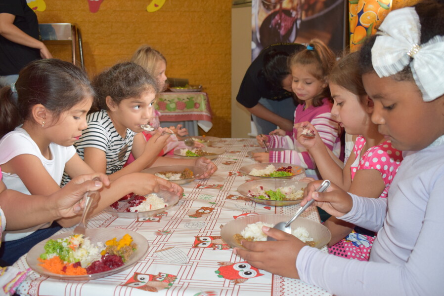 emei-corujinha-recebe-projeto-chef-na-escola