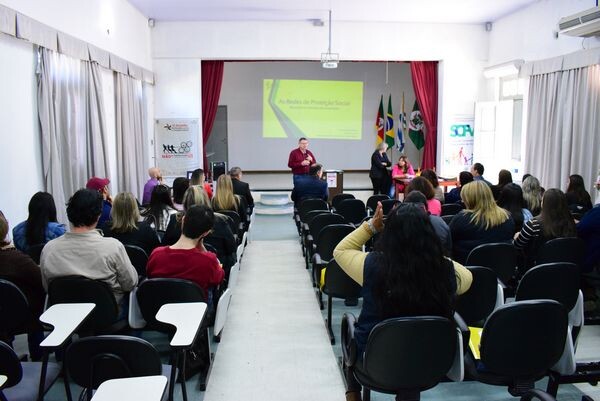 servidores-da-rede-participam-de-capacitacao-sobre-o-suas