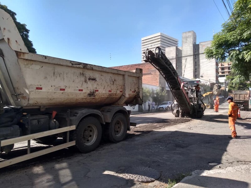 pavimentacao-continua-no-centro