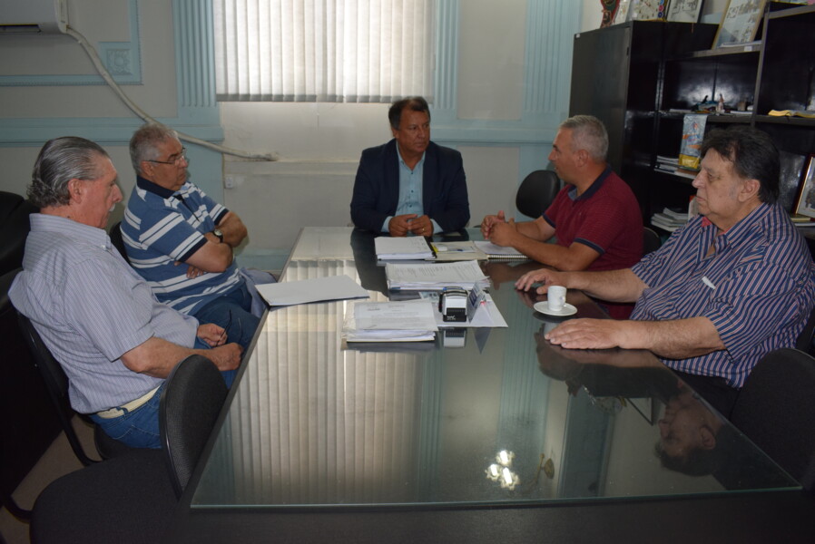 produtores-rurais-apresentam-ao-prefeito-o-programa-santanense-de-ovinocultura