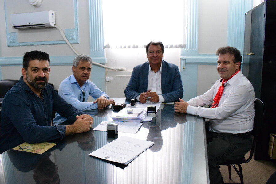 deputado-pompeo-de-mattos-visita-prefeito