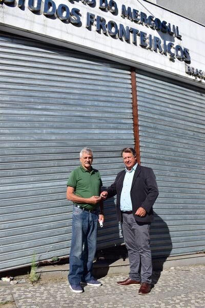 secretario-recebe-as-chaves-do-predio-que-abrigara-secretaria-da-fazenda