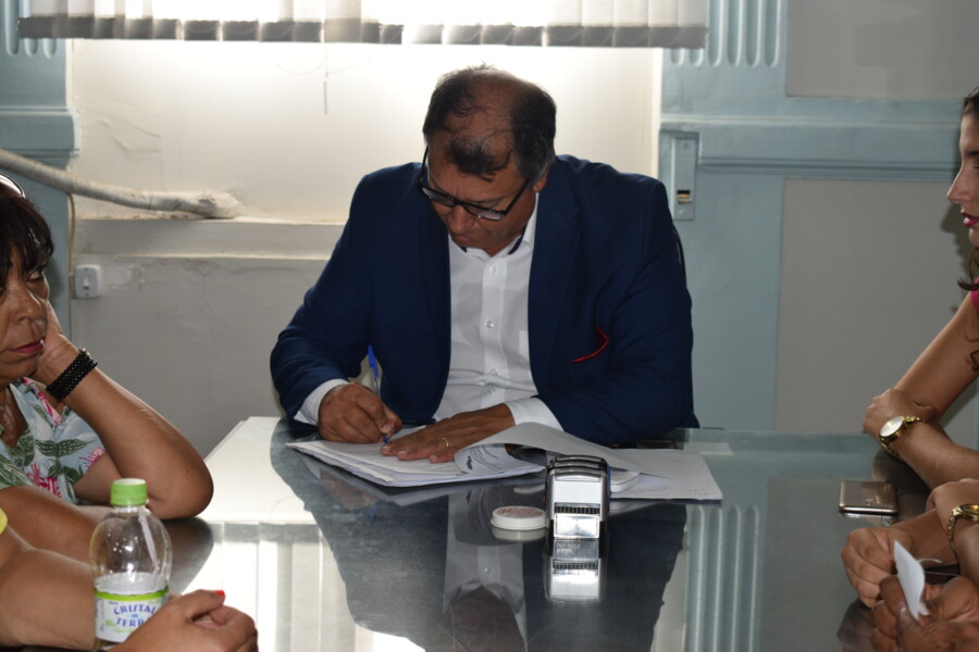 prefeito-cede-predio-para-associacao-de-moradores-do-wilson