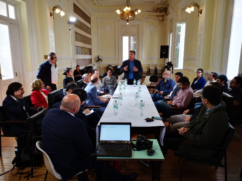 prefeito-e-secretarios-recebem-consultores-que-estudam-viabilidade-da-instalacao-de-um-parque-tecnologico-binacional